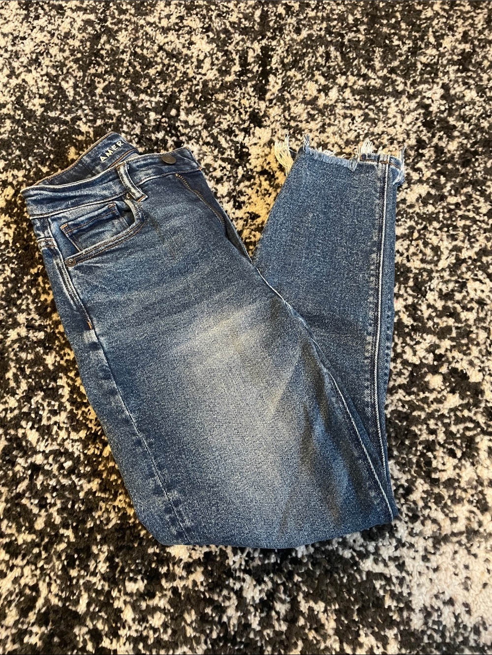 American Eagle Outfitters High-Rise Dark Blue Jeans